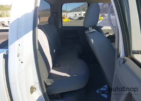 2007 Dodge Ram 1500 Slt из США, поврежденный, VIN 1D7HA18N87J522553